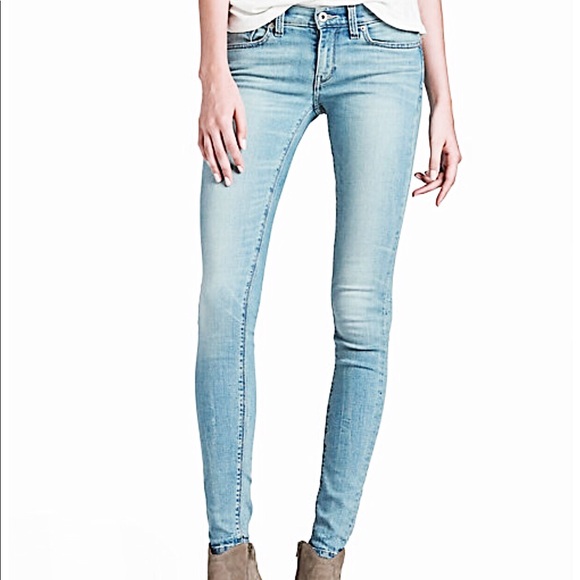 Lucky Brand Denim - NWT Lucky Brand Light Wash Charlie Jeans